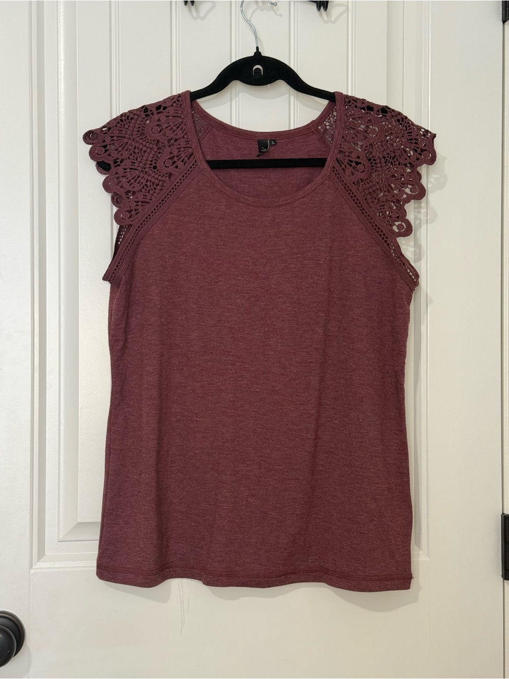 Crochet Sleeve Scoop Neck Women's Top - Burgundy